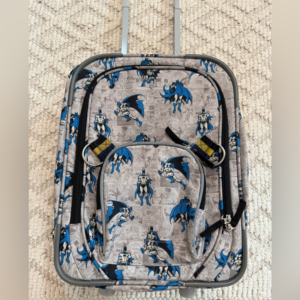 POTTERY BARN KIDS MARVEL BATMAN ROLLING CARRYON SUITCASE